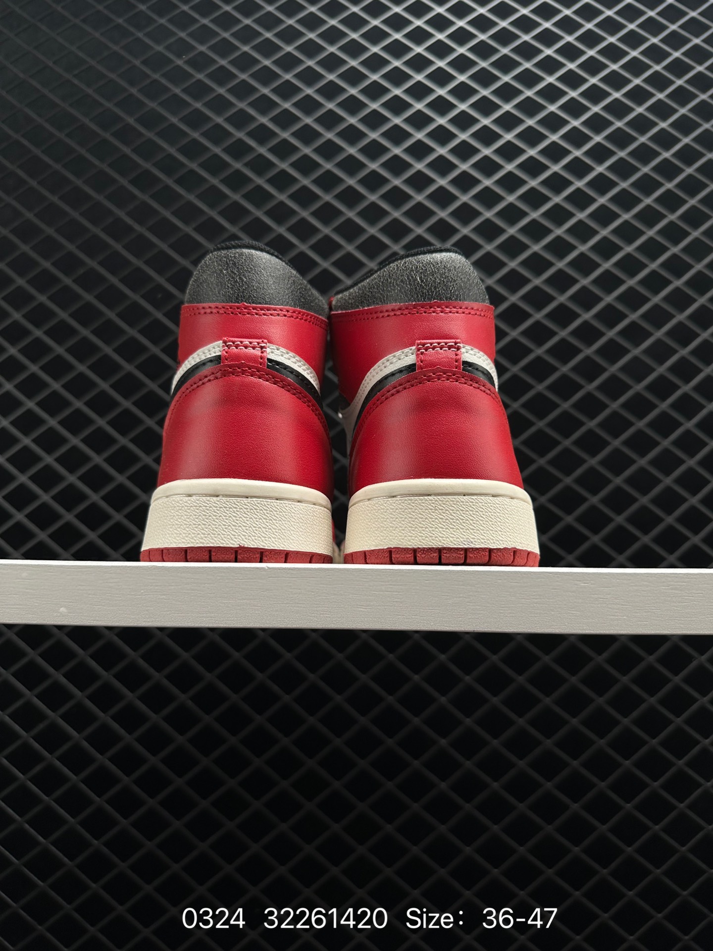 NIKE AIR JORDAN 1 MID AJ1